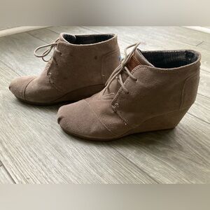 Toms Suede Ankle Boots